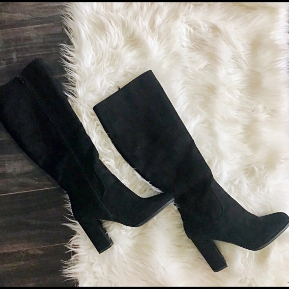 NWOT Suede Madden girl Klash boots 8.5
